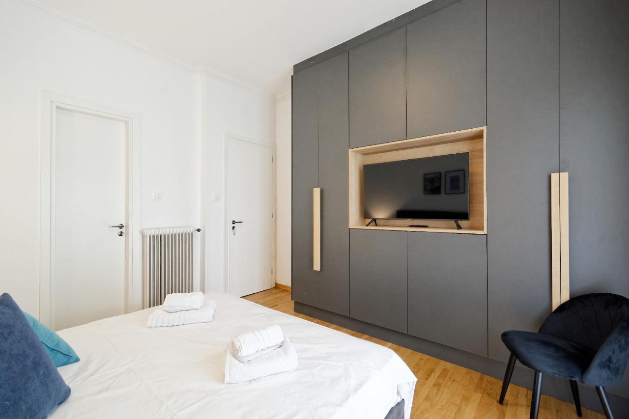 Elegant Big Apartment In Athens Center With Balcony מראה חיצוני תמונה
