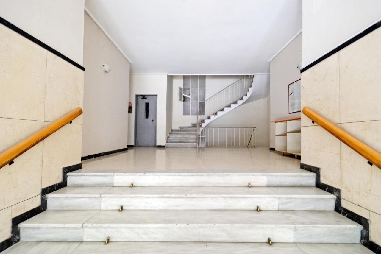 Elegant Big Apartment In Athens Center With Balcony מראה חיצוני תמונה